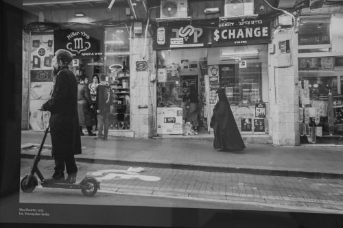 2 Wernisaż wystawy Przemysława Sroki "Jerozolima – miasto z kamienia i religii"