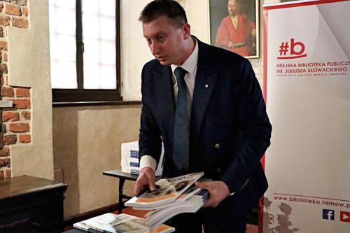 img-7007-edytowano-copy 695. urodziny Tarnowa. Prezentacja publikacji o Tarnowie