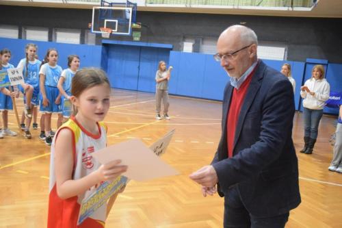 dsc-1750-copy SP 8 Tarnów zwycięzcą III turnieju VII edycji Pucharu Tarnowa