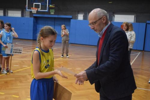 dsc-1752-copy SP 8 Tarnów zwycięzcą III turnieju VII edycji Pucharu Tarnowa