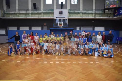 dsc-1797-copy SP 8 Tarnów zwycięzcą III turnieju VII edycji Pucharu Tarnowa