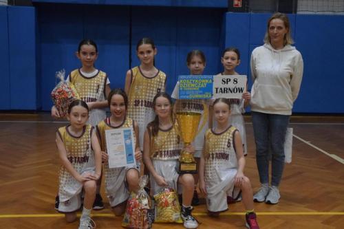 dsc-1802-copy SP 8 Tarnów zwycięzcą III turnieju VII edycji Pucharu Tarnowa