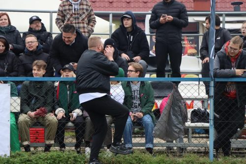 8-copy Różowy Październik – Miesiąc Świadomości Raka Piersi