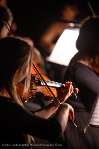 Rondine-13 Orkiestra Rondine - "Wielcy Północy" - koncert w ciemności