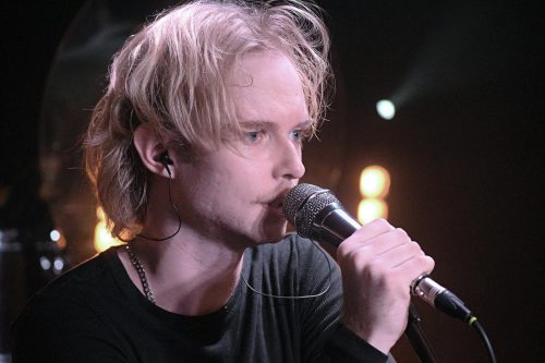 16-copy Sad Smiles oraz Arek Kłusowski