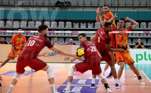 14 Kolejne siatkarskie emocje w Arenie Jaskółka Tarnów