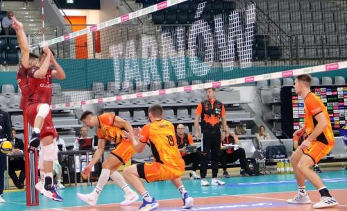 img-7305-edytowano-copy Kolejne siatkarskie emocje w Arenie Jaskółka Tarnów