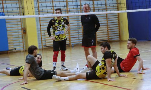 img-2115-edytowano-copy Małopolska Liga TKKF w Siatkówce - Play Off