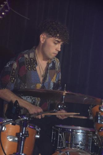 12-copy "Silver Nades: Muzyczna pasja, która łączy"