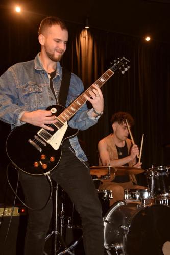 9-Copy Koncert zespołu SILVER NADES - scena Whiplash Music Bar