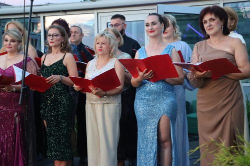 6 „FestiBALowe przeboje Opola” SOLski Chór