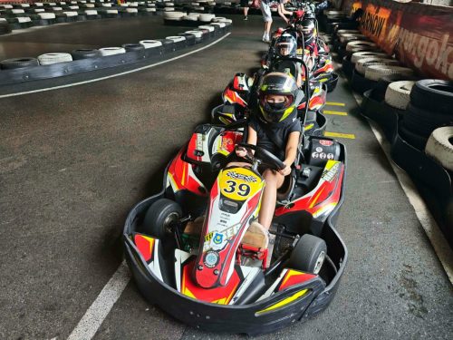 741495564_2271815360301356_1752929480539658094_n Wakacje na torze SpeedRace – 2