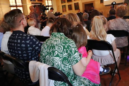 14 Wręczenie medalu Sprawiedliwy Wśród Narodów Świata dla Jana Stolarza