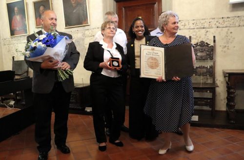 28 Wręczenie medalu Sprawiedliwy Wśród Narodów Świata dla Jana Stolarza