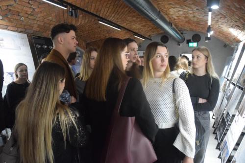 7-copy "Przyszłość Kamienicy przy Rynku 6 – Kreatywne Projekty Studentów Politechniki Krakowskiej”