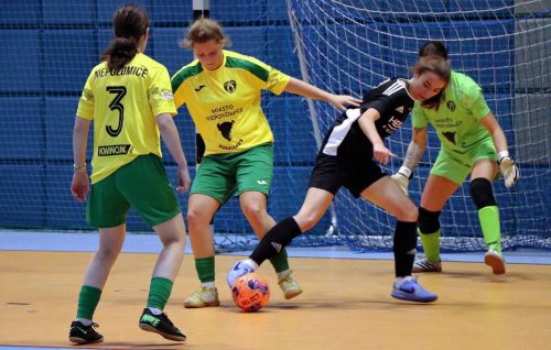 10-copy KU AZS Akademia Tarnowska vs MKS PUSZCZA Niepołomice