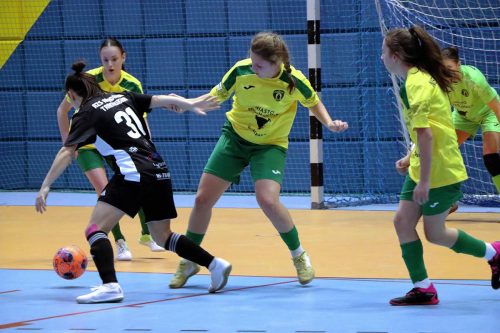 7-copy KU AZS Akademia Tarnowska vs MKS PUSZCZA Niepołomice