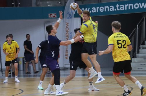 15-copy Handball Pałac Tarnów vs MTS Chrzanów