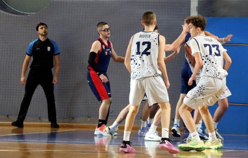 6-copy MUKS 1811 Tarnów vs UJK Kielce