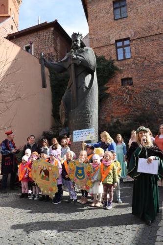 21 695. urodziny Tarnowa - przedszkolaki świętują na Tarnowskim Rynku