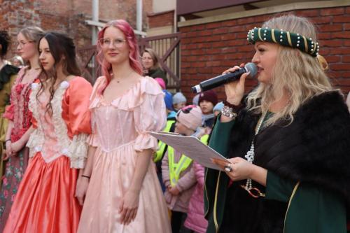 31 695. urodziny Tarnowa - przedszkolaki świętują na Tarnowskim Rynku