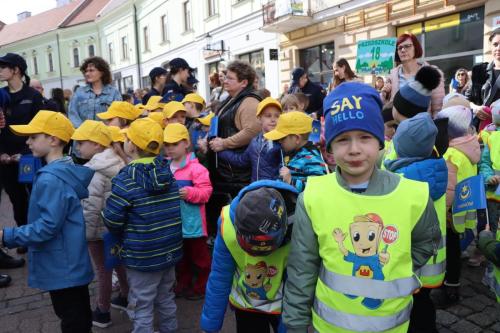 41 695. urodziny Tarnowa - przedszkolaki świętują na Tarnowskim Rynku