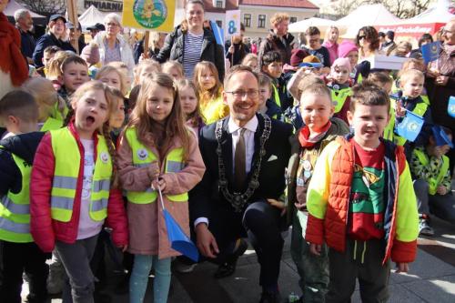 12 695. urodziny Tarnowa - przedszkolaki świętują na Tarnowskim Rynku