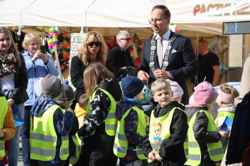 3 695. urodziny Tarnowa - przedszkolaki świętują na Tarnowskim Rynku