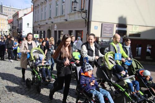 img-1084-copy 695. urodziny Tarnowa - przedszkolaki świętują na Tarnowskim Rynku