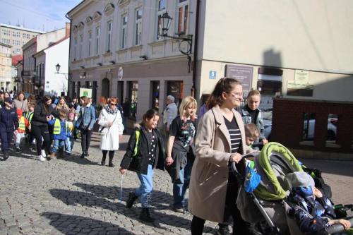 img-1087-copy 695. urodziny Tarnowa - przedszkolaki świętują na Tarnowskim Rynku