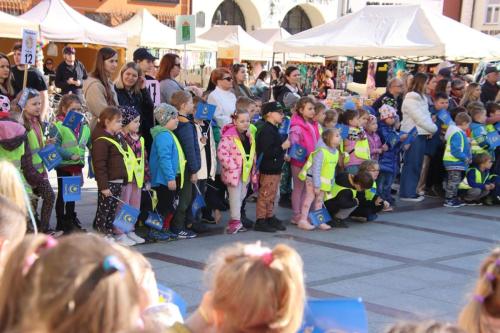 img-1199-copy 695. urodziny Tarnowa - przedszkolaki świętują na Tarnowskim Rynku