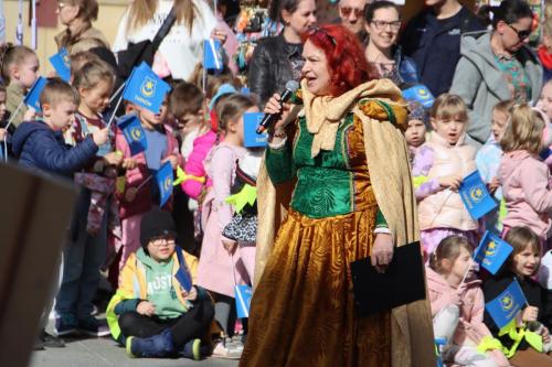 img-1247-copy 695. urodziny Tarnowa - przedszkolaki świętują na Tarnowskim Rynku