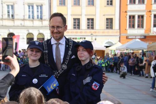 img-1392-copy 695. urodziny Tarnowa - przedszkolaki świętują na Tarnowskim Rynku