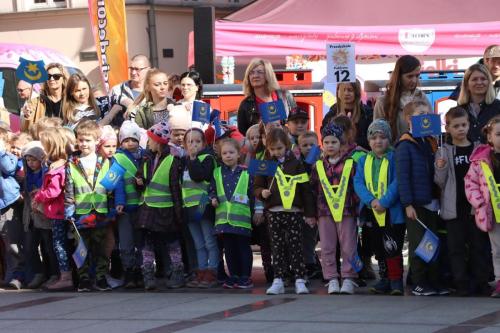 img-6233-copy 695. urodziny Tarnowa - przedszkolaki świętują na Tarnowskim Rynku