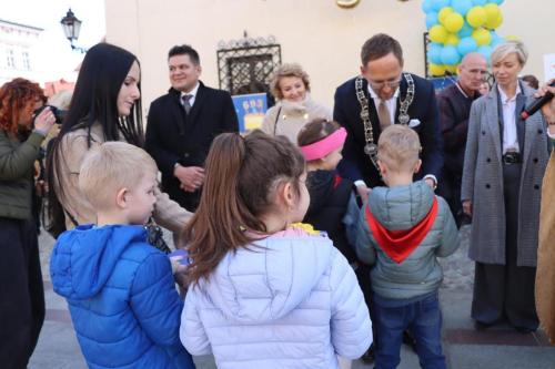 img-6297-copy 695. urodziny Tarnowa - przedszkolaki świętują na Tarnowskim Rynku