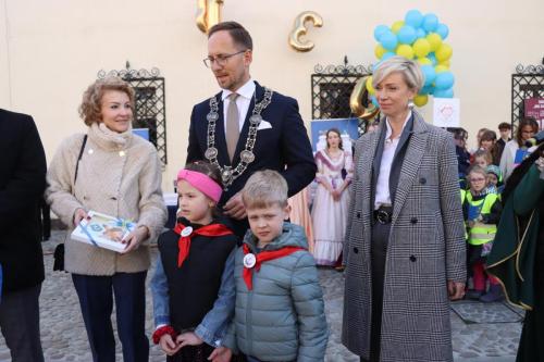 img-6313-copy 695. urodziny Tarnowa - przedszkolaki świętują na Tarnowskim Rynku