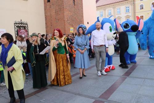 img-6394-copy 695. urodziny Tarnowa - przedszkolaki świętują na Tarnowskim Rynku