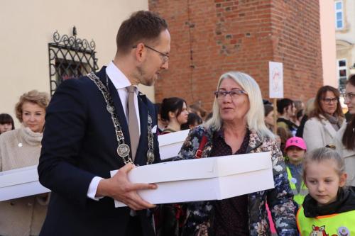 img-6417-copy 695. urodziny Tarnowa - przedszkolaki świętują na Tarnowskim Rynku