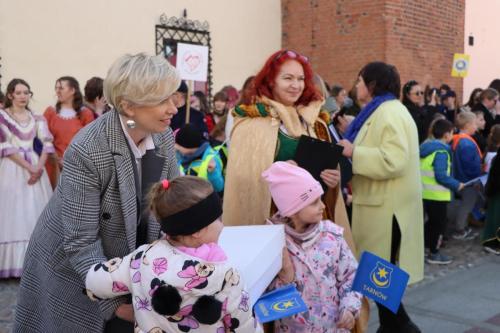 img-6424-copy 695. urodziny Tarnowa - przedszkolaki świętują na Tarnowskim Rynku