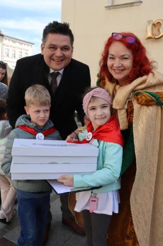 img-6450-copy 695. urodziny Tarnowa - przedszkolaki świętują na Tarnowskim Rynku