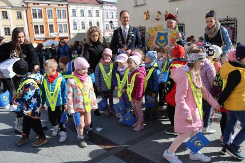 img-6515-copy 695. urodziny Tarnowa - przedszkolaki świętują na Tarnowskim Rynku