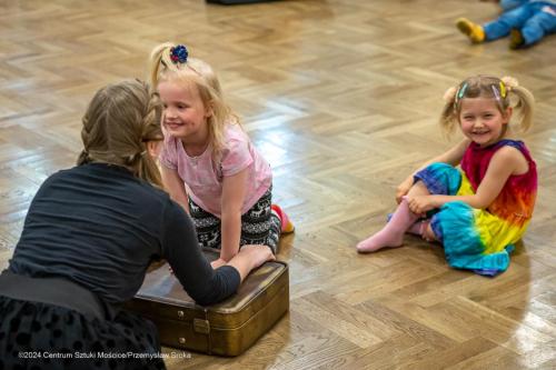 WARSZTATY-17 Zaczarowany Teatr Wyobraźni - warsztaty rodzinne