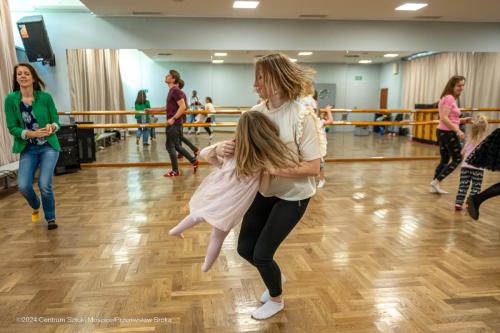 WARSZTATY-38 Zaczarowany Teatr Wyobraźni - warsztaty rodzinne