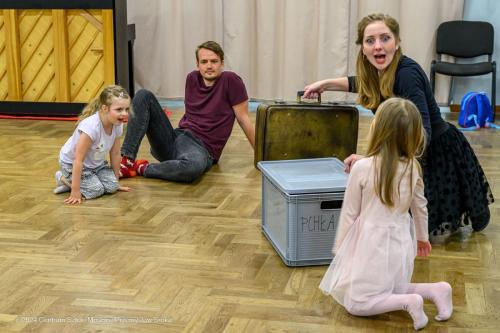 WARSZTATY-6 Zaczarowany Teatr Wyobraźni - warsztaty rodzinne