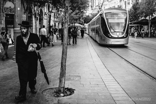 315988905_500410365451331_7067042053447702582_n-Copy "Jerozolima miasto z kamienia i religii" - Przemysław Sroka Fotoreporter, The Krasnals - wystawa "Takie Czasy"