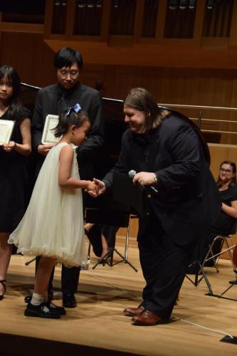 0-copy VIII Międzynarodowy Festiwal - młodzi wirtuozi z towarzyszeniem Tarnowskiej Orkiestry Kameralnej