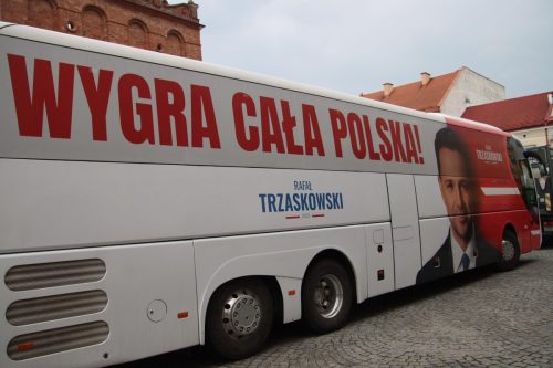 img-8037-copy Tarnów za Trzaskowskim: „Polska cała na Rafała!”