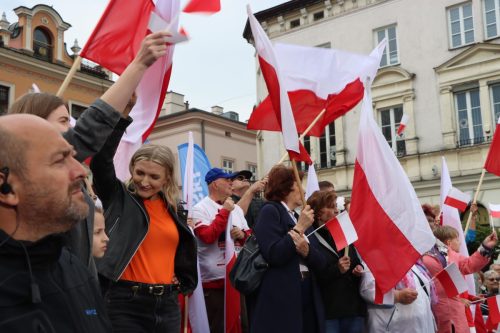 img-9404-copy Tarnów za Trzaskowskim: „Polska cała na Rafała!”