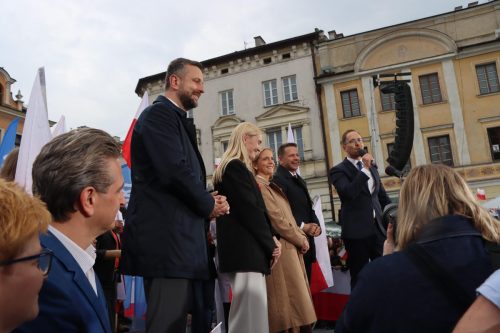 img-9463-copy Tarnów za Trzaskowskim: „Polska cała na Rafała!”