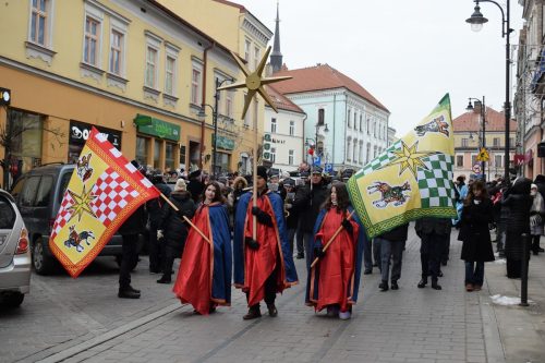 2-copy Orszak Trzech Króli w Tarnowie
